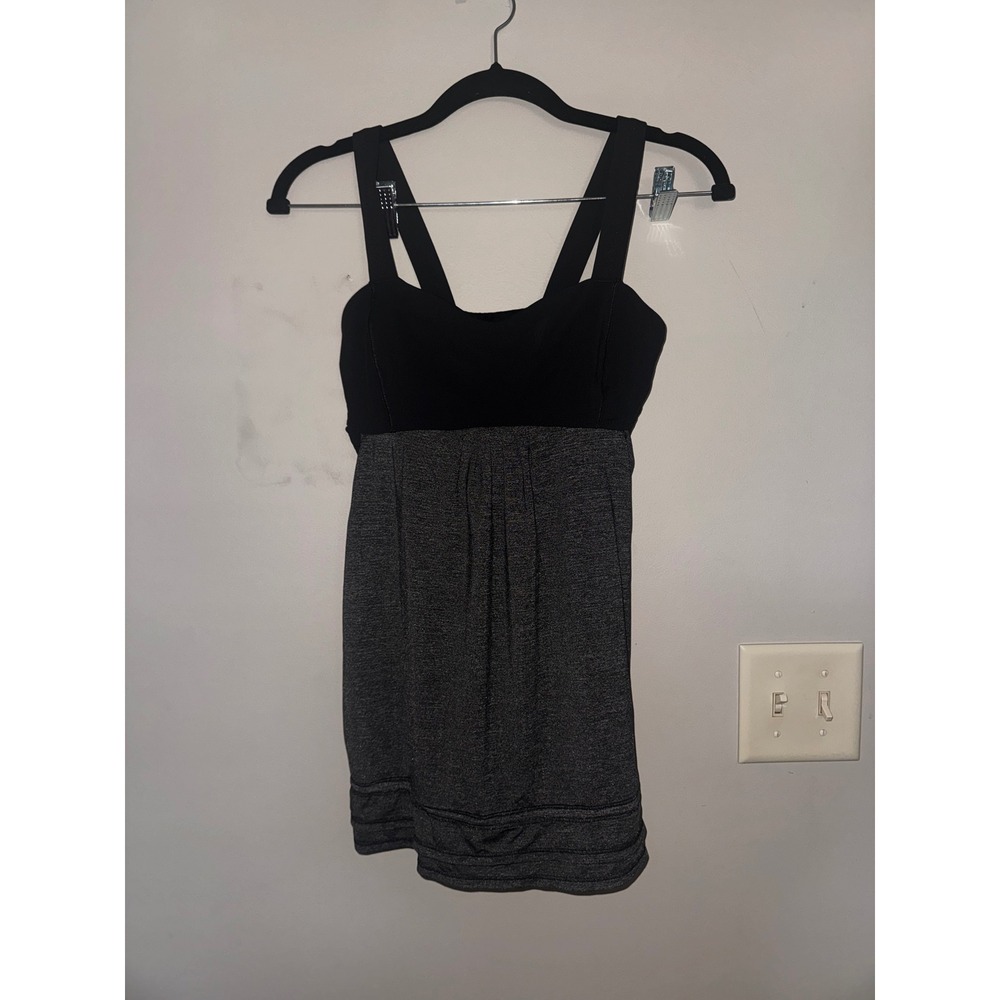 Lululemon No Limits Tank Top Built In Bra Black Heathered Grey Size 4
